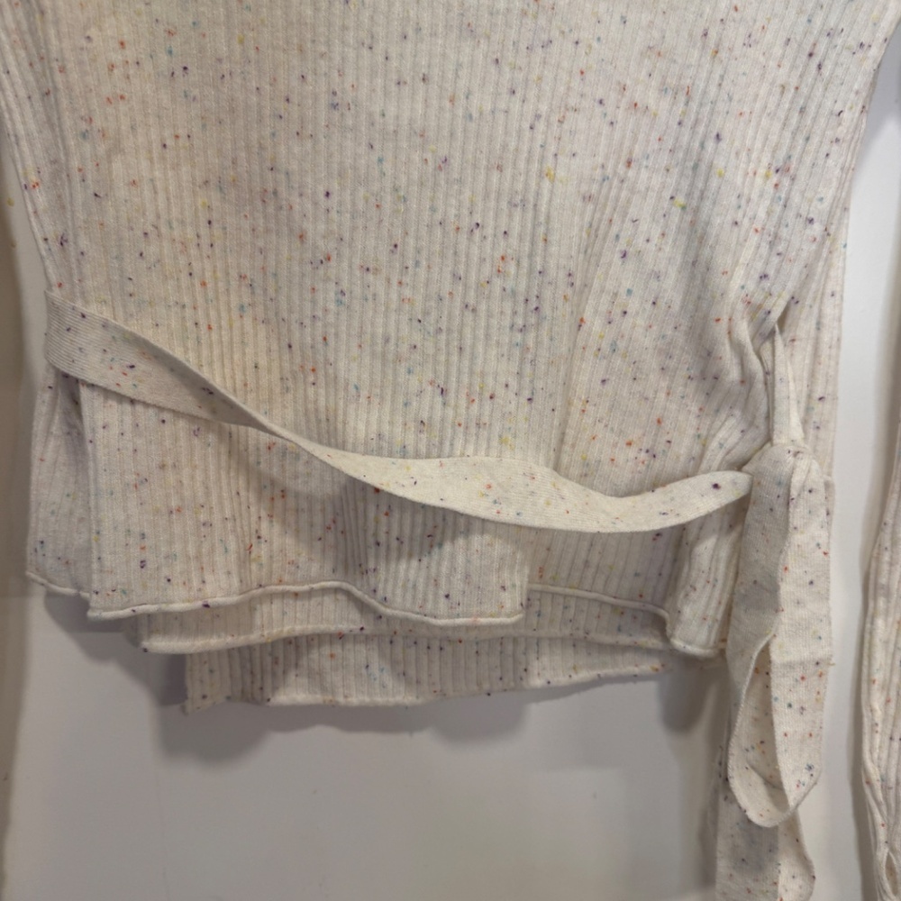 Wild Fable Speckled Rib Knit Wrap Top – Size Small - Picture 7 of 9